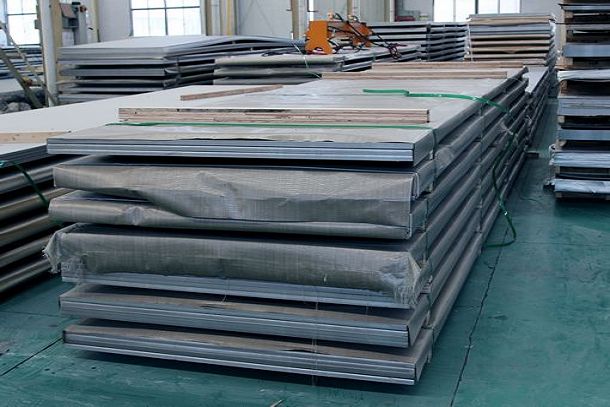 浦新304不銹鋼板:卓越性能與廣泛應(yīng)用